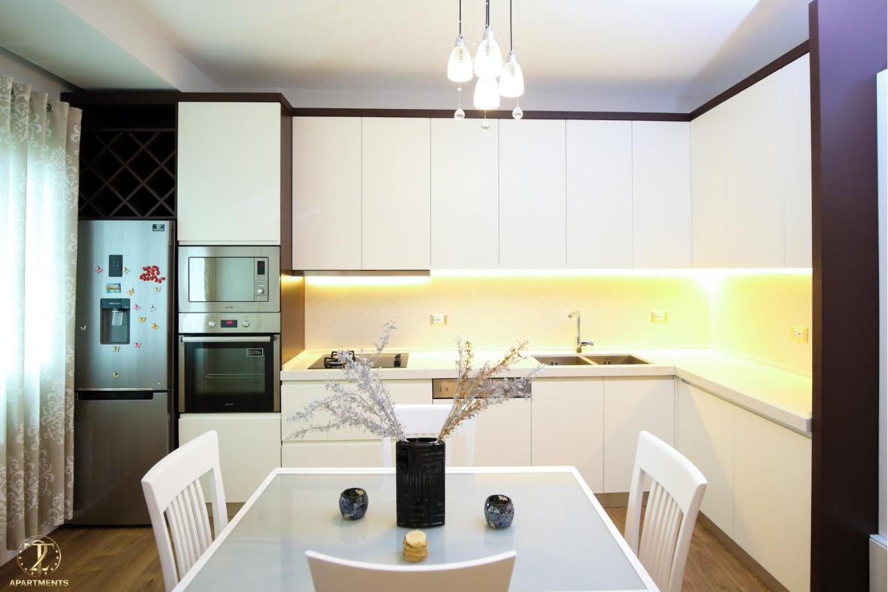 T2 City Apartments Vlorë Eksteriør billede