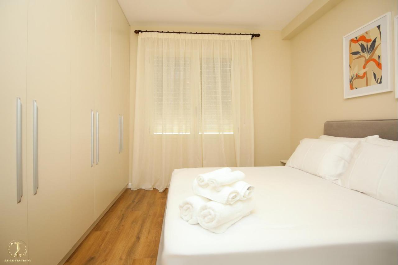 T2 City Apartments Vlorë Eksteriør billede