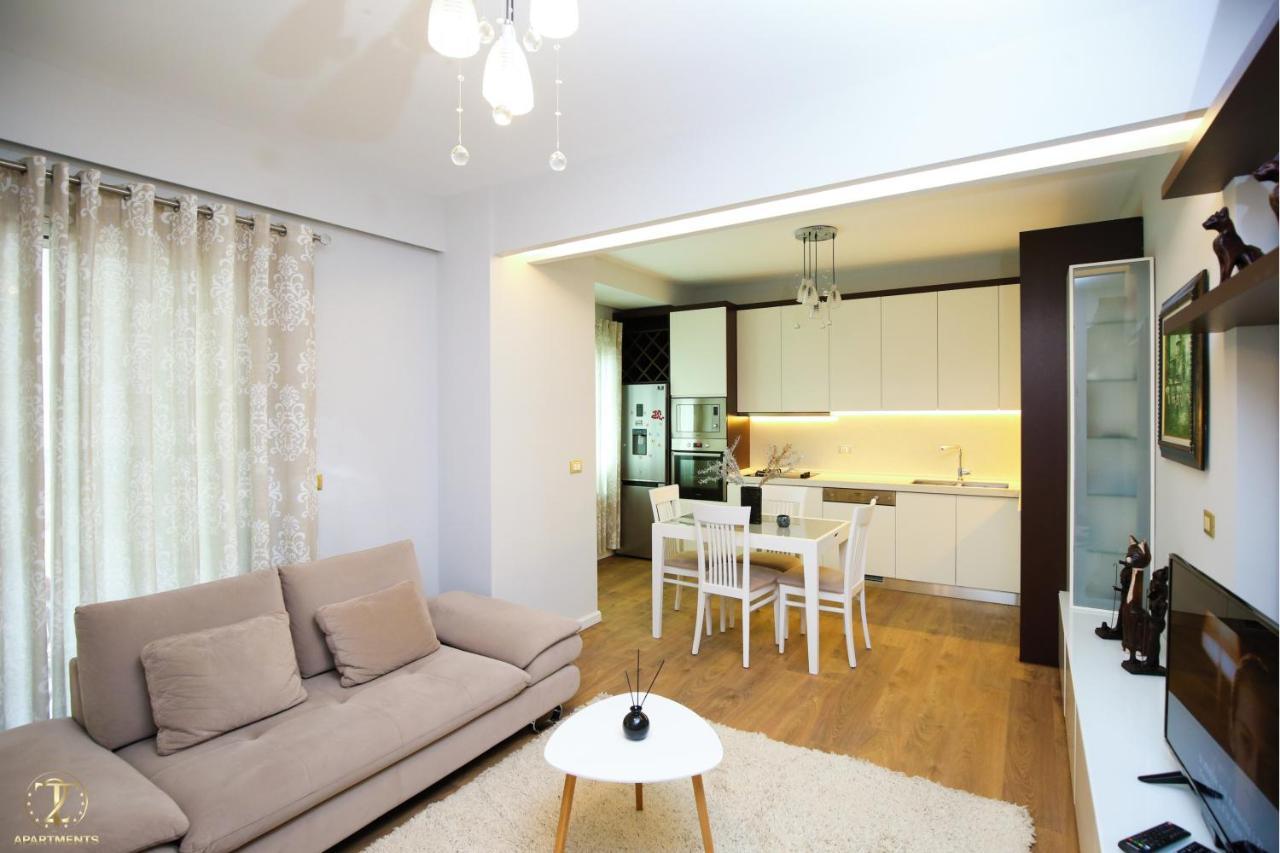 T2 City Apartments Vlorë Eksteriør billede
