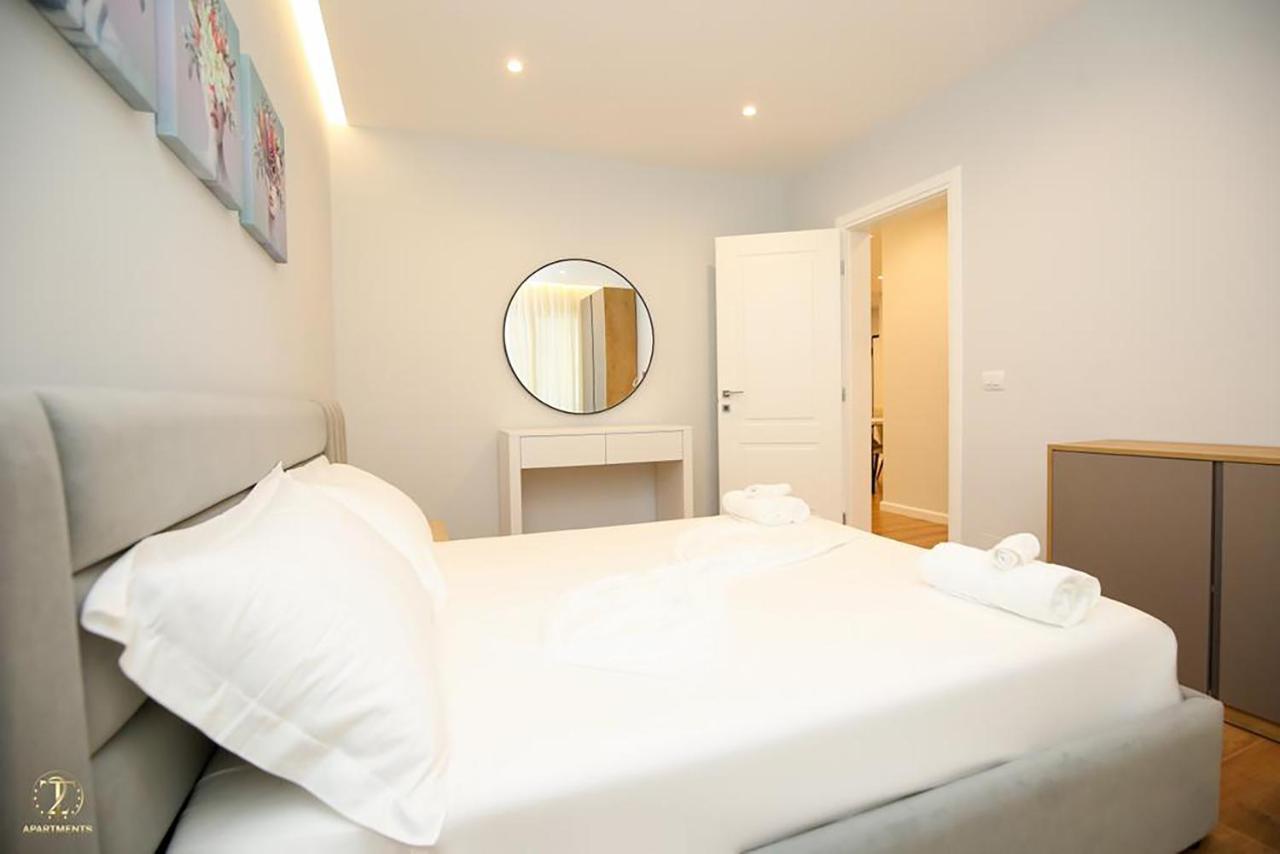 T2 City Apartments Vlorë Eksteriør billede