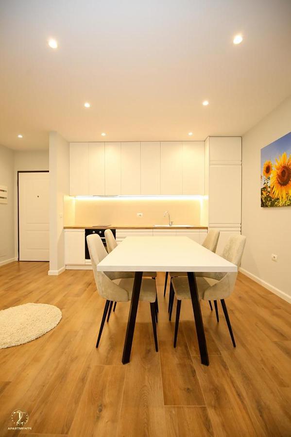 T2 City Apartments Vlorë Eksteriør billede